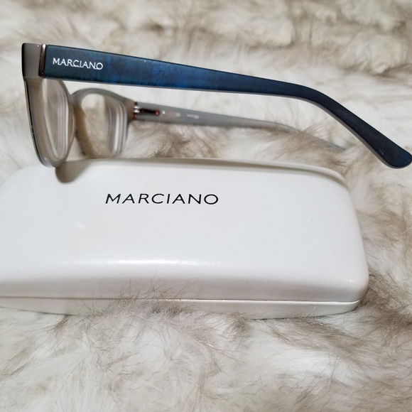 Guess by Marciano GM260 frame